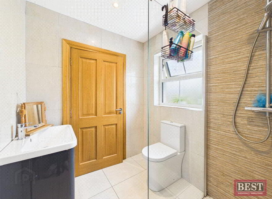 8 Aughan Grove, Poyntzpass, Newry, BT35 6UB