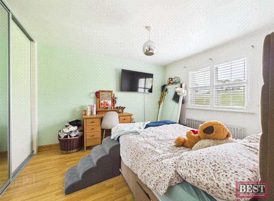 8 Aughan Grove, Poyntzpass, Newry, BT35 6UB