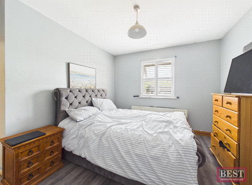 8 Aughan Grove, Poyntzpass, Newry, BT35 6UB