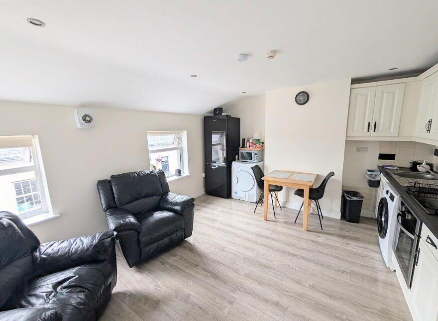 Apartment 6 6 McDonagh Street, Nenagh, E45DH90