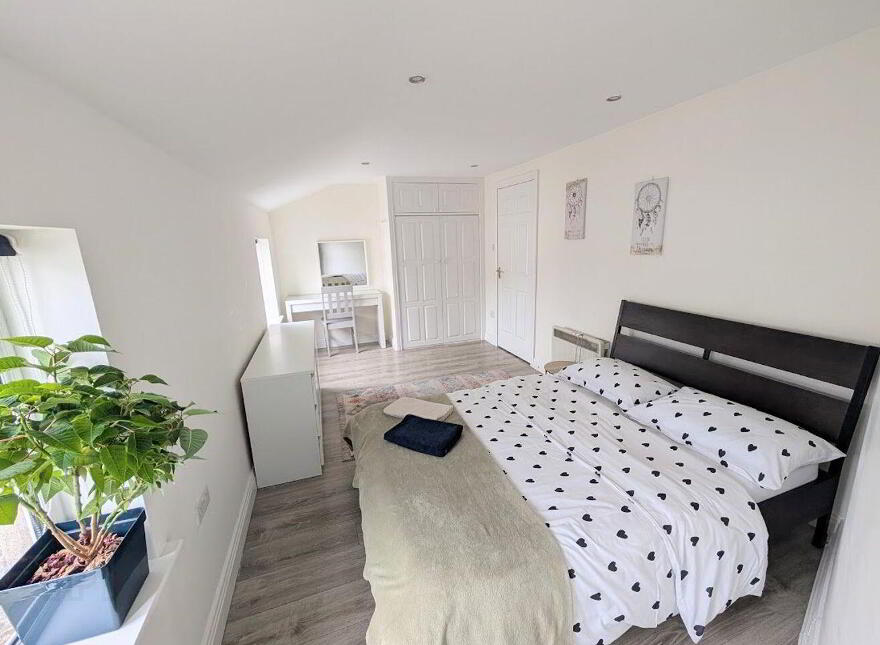 Apartment 6 6 McDonagh Street, Nenagh, E45DH90