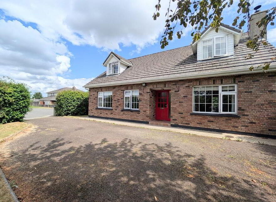 3 Coill Fuinseoige, St Conlan's Road, Nenagh, E45H966 photo