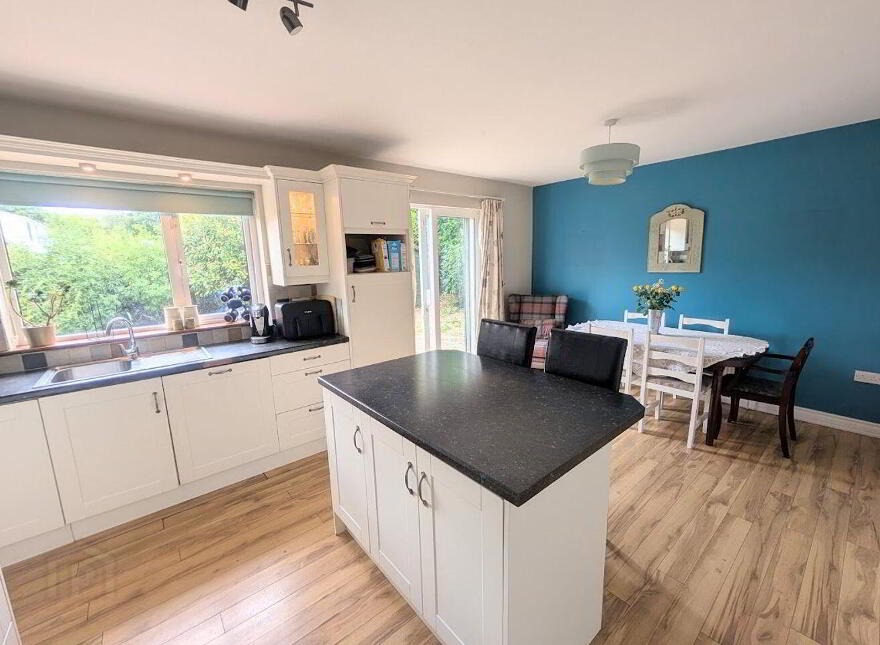 3 Coill Fuinseoige, St Conlan's Road, Nenagh, E45H966