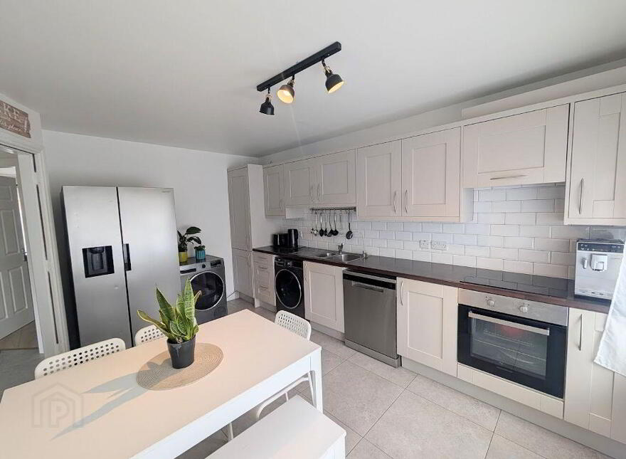 72 The Avenue, Drummin Village, Nenagh, E45HN81