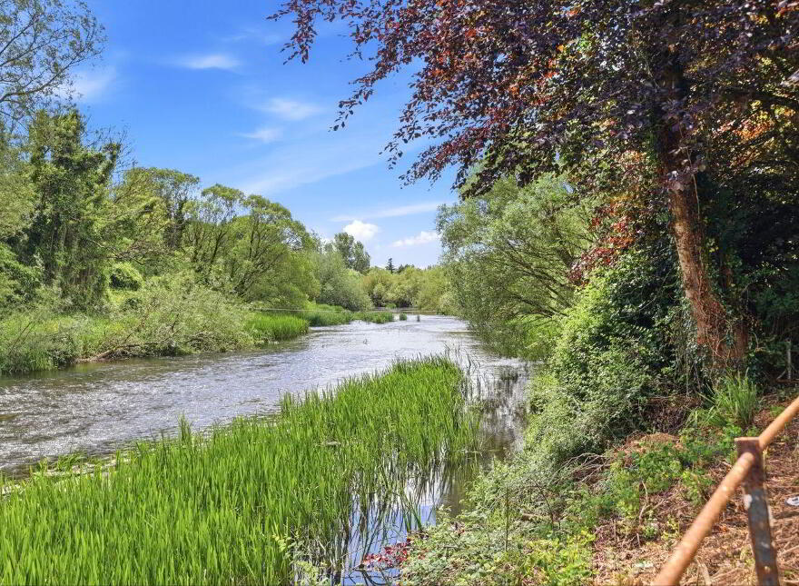 Beakstown Lodge, Beakstown, Holycross, E41WK85