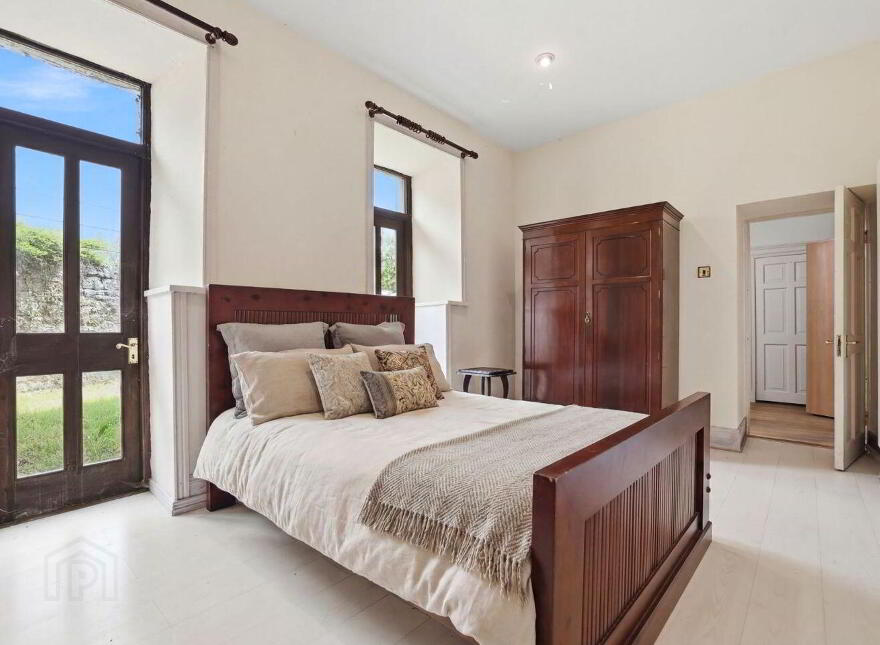 Beakstown Lodge, Beakstown, Holycross, E41WK85