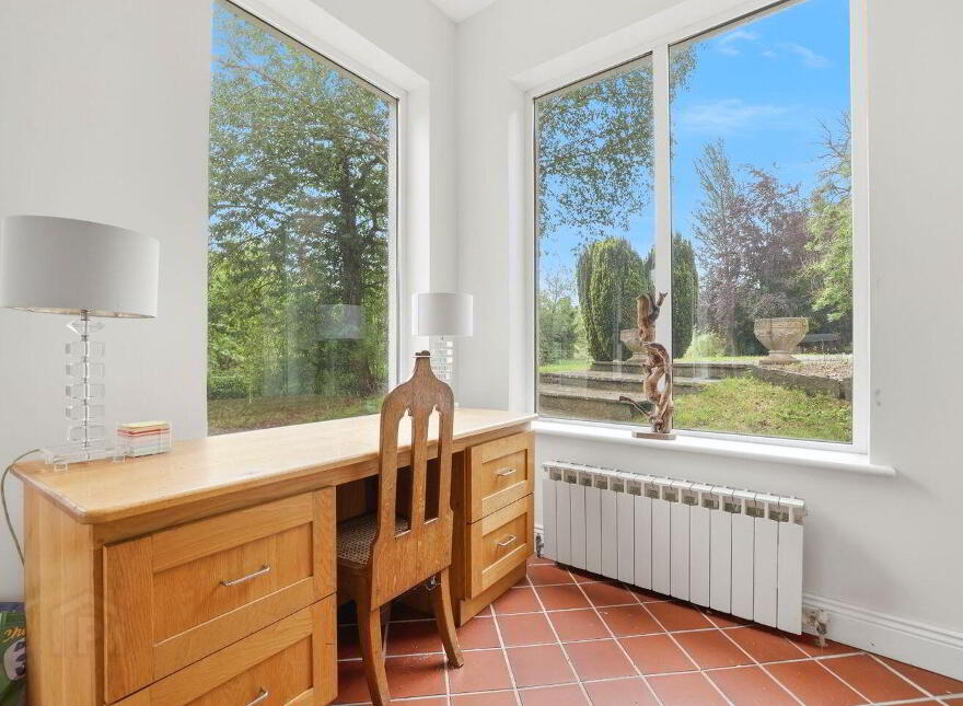 Beakstown Lodge, Beakstown, Holycross, E41WK85