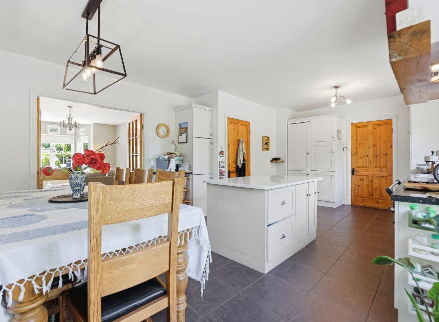 Glen Of Aherlow, Glen Of Aherlow, E34YP80