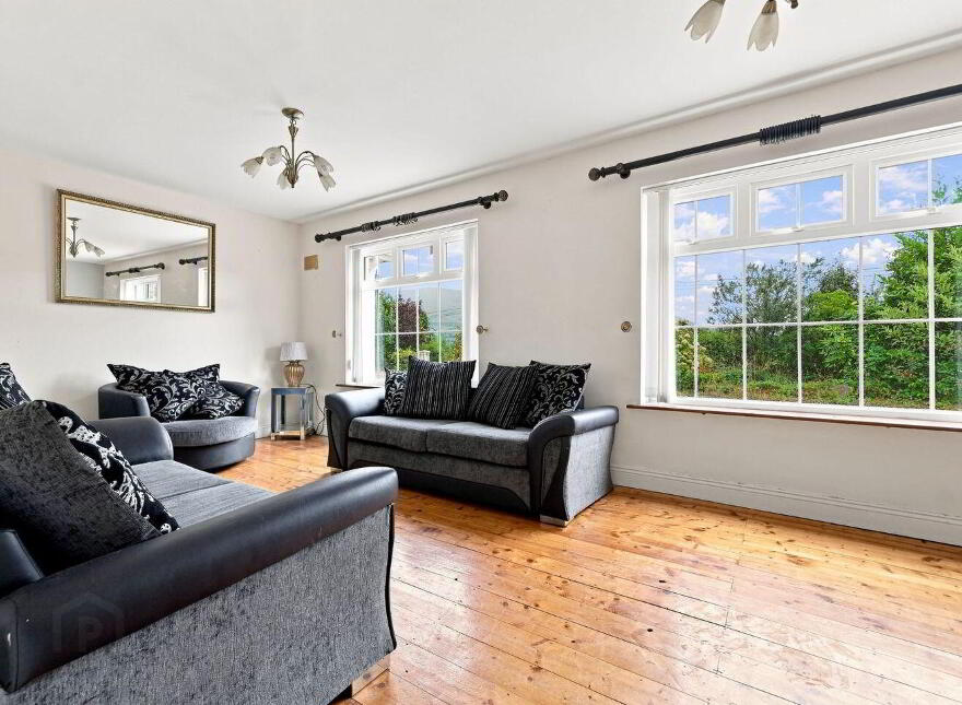 Adelaide House, Ballycrehane, Aherlow, E34HD85
