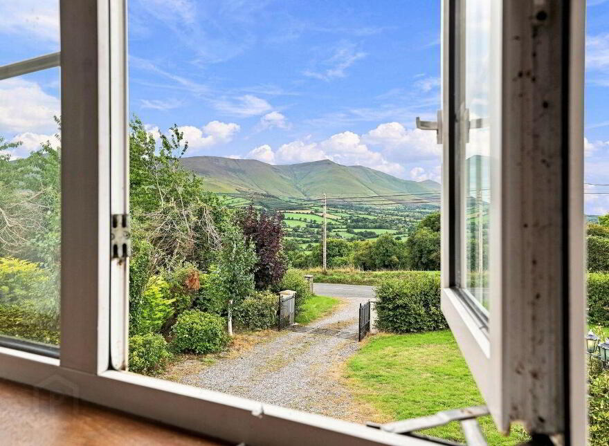 Adelaide House, Ballycrehane, Aherlow, E34HD85