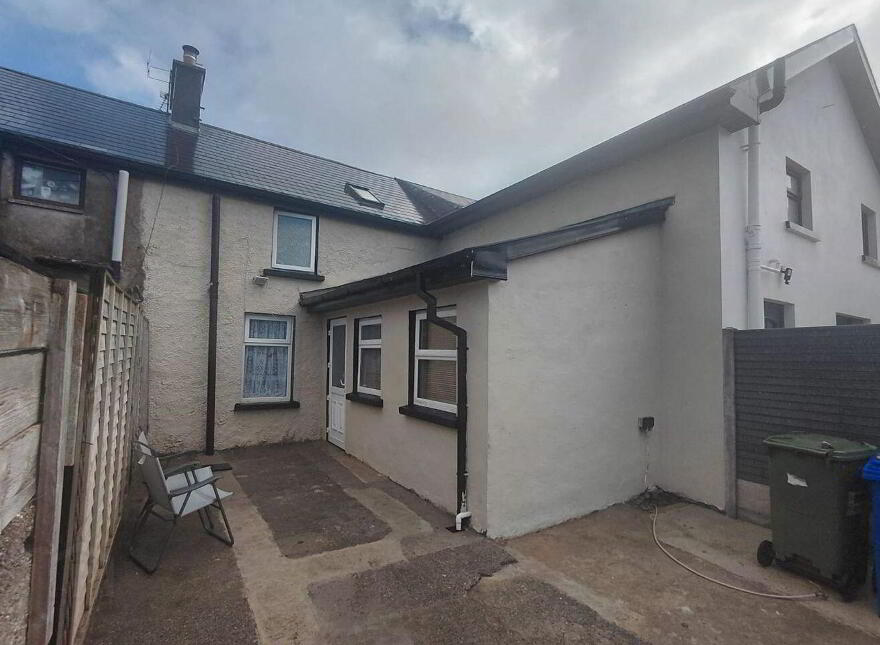 Main Street, Bansha, E34CY63
