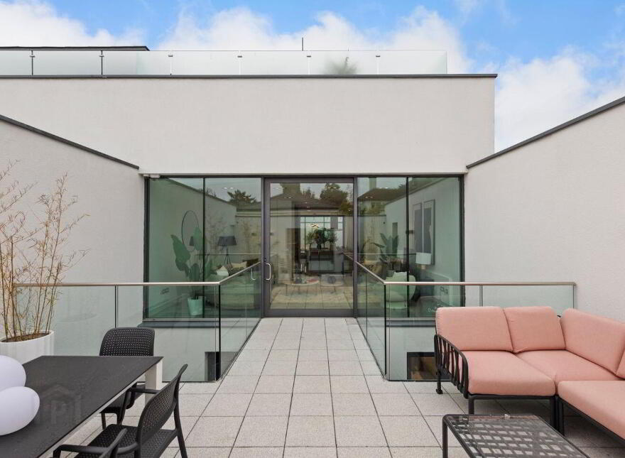 Solas, 3B Greenwich Court, Rathmines, Rathmines, D06C6F9