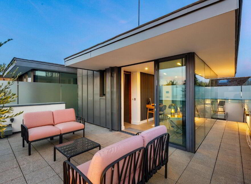 Solas, 3B Greenwich Court, Rathmines, Rathmines, D06C6F9