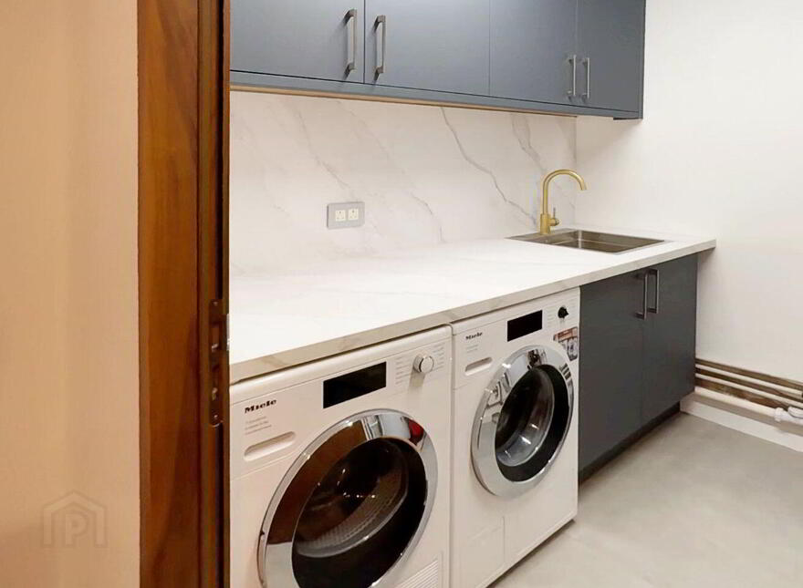 Solas, 3B Greenwich Court, Rathmines, Rathmines, D06C6F9