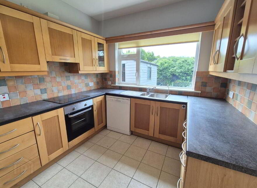 3 Lake View, Glenamaddy, F45XD50