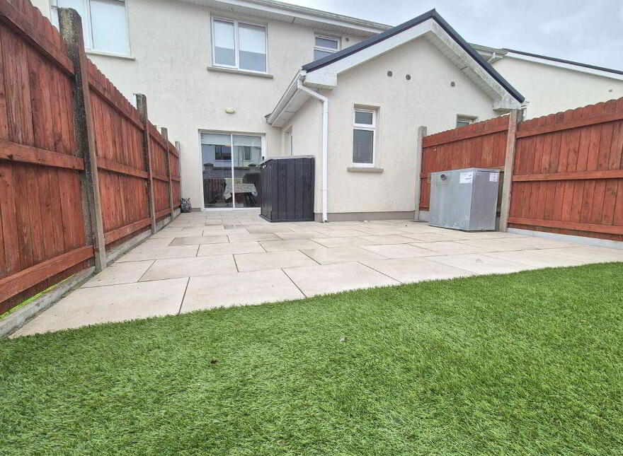 62 Tír An Chóir, Tuam, H54CR24