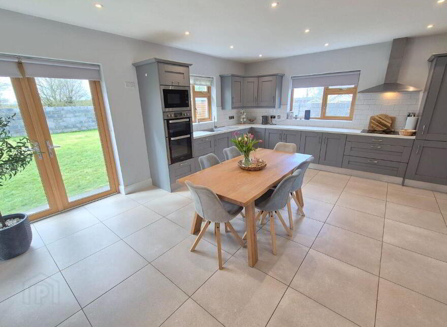 12 Cnoc Na Gcaor, Abbeyknockmoy, Tuam, H54AV60