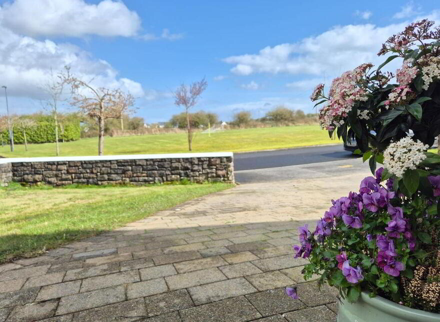 12 Cnoc Na Gcaor, Abbeyknockmoy, Tuam, H54AV60