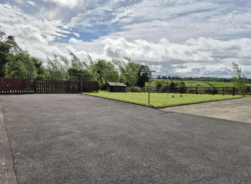 Doonmacreena, Irishtown, F12X8H0