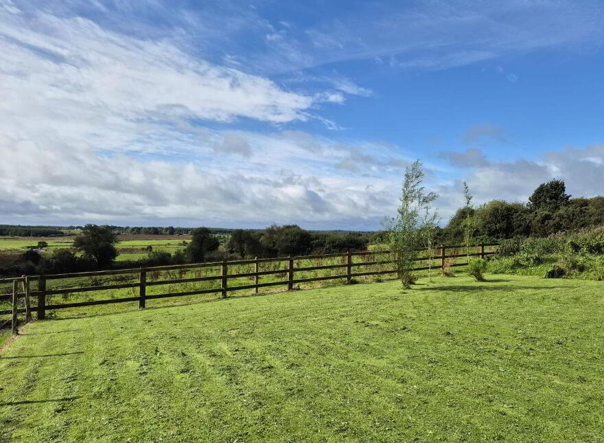 Doonmacreena, Irishtown, F12X8H0