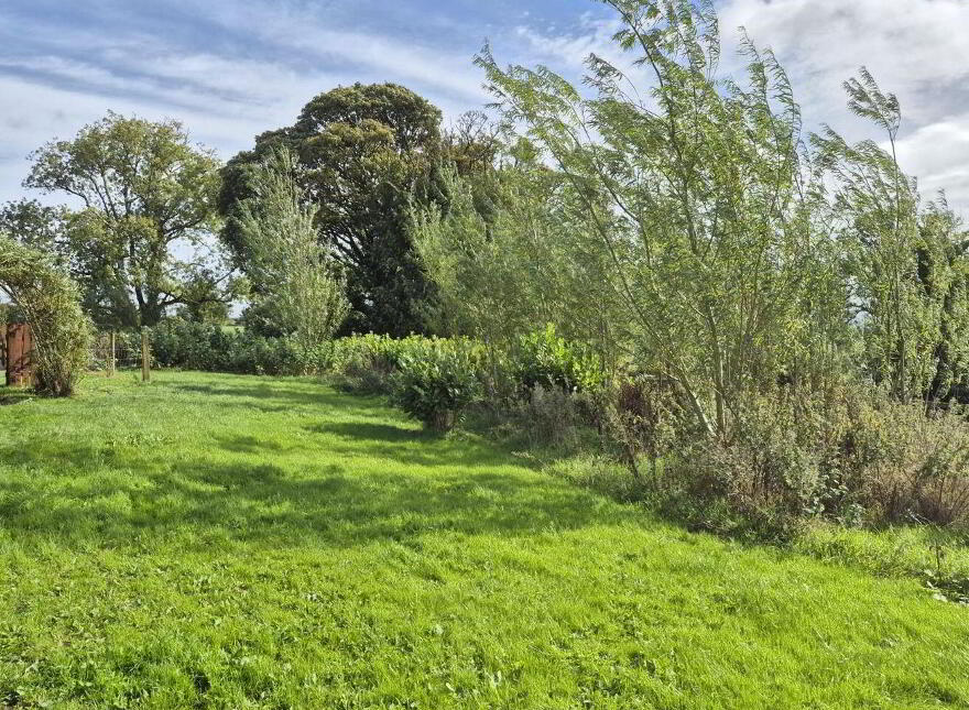 Doonmacreena, Irishtown, F12X8H0