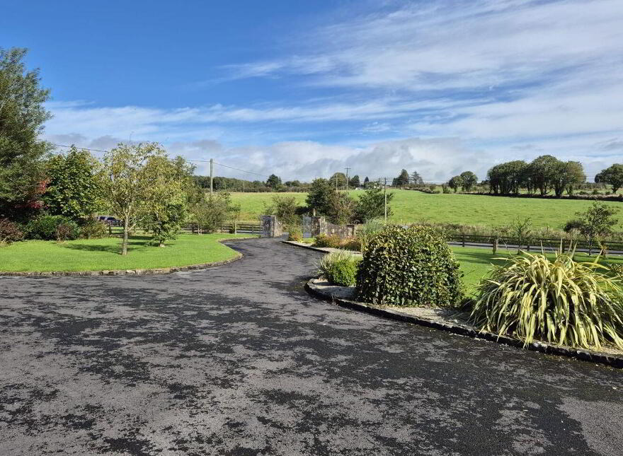 Doonmacreena, Irishtown, F12X8H0