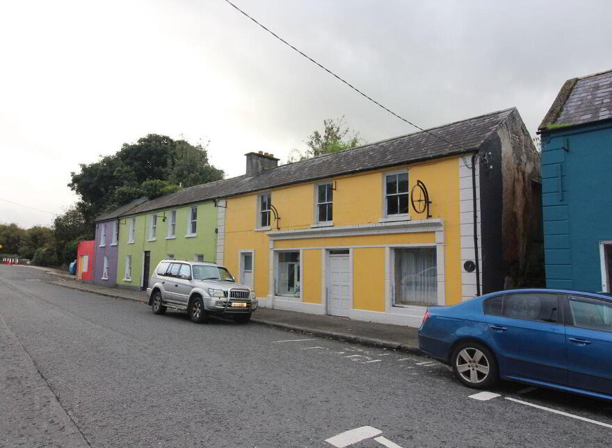 Chapel Street, Crossmolina, F26FD60