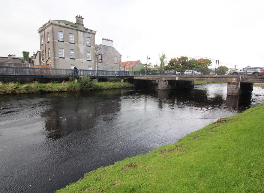 Chapel Street, Crossmolina, F26FD60