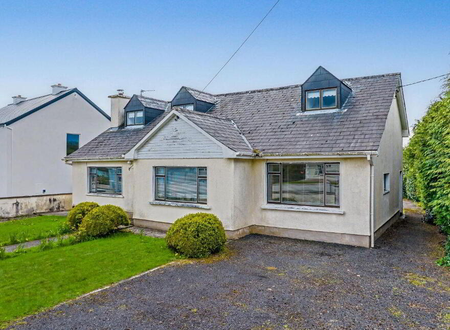 Station Road, Foxford, F26A471