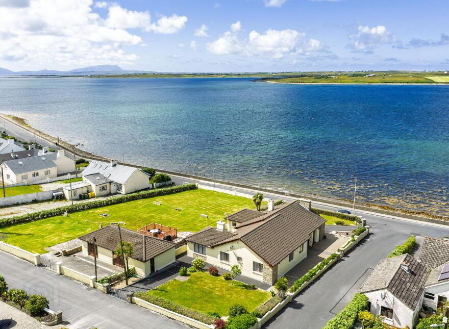 Shore Road, Belmullet, F26Y732