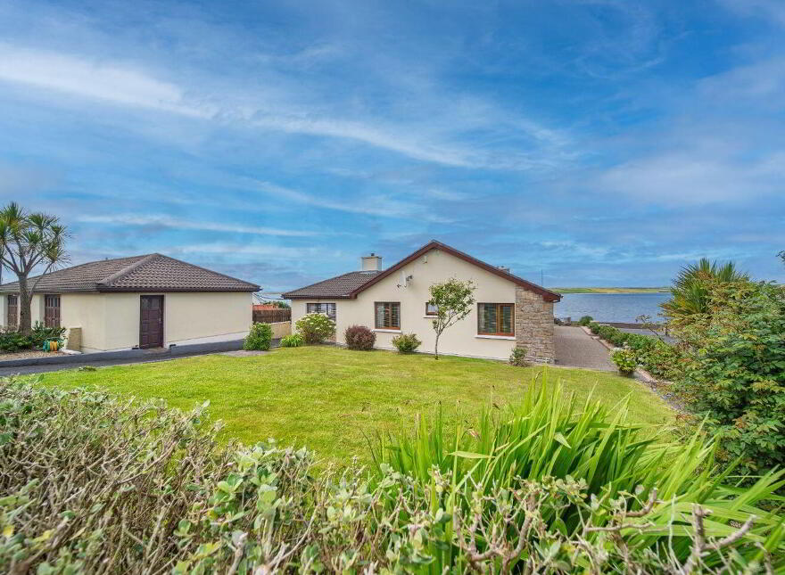 Shore Road, Belmullet, F26Y732