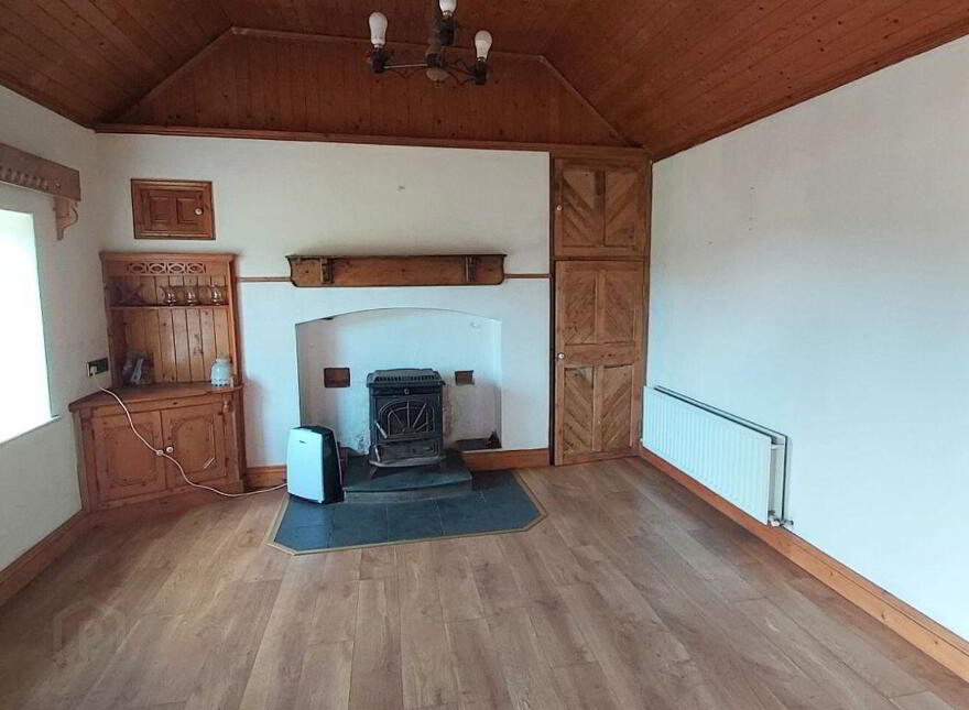 Derryhillagh, Castlehill, Derreen, F26N974