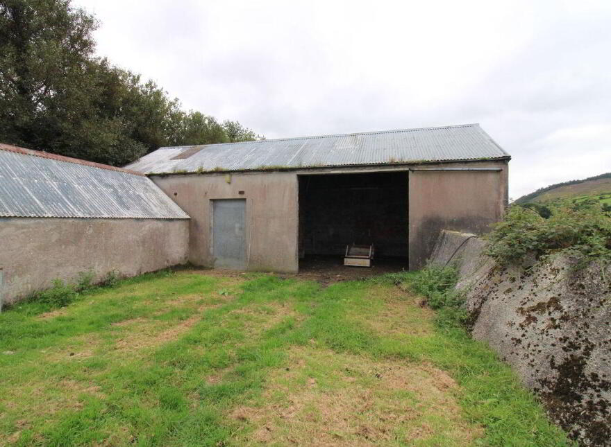 Derryhillagh, Castlehill, Derreen, F26N974