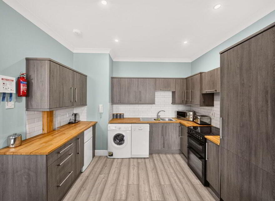 Apartment 402 Ridgepool View, Barret Street, Ballina, F26NH33