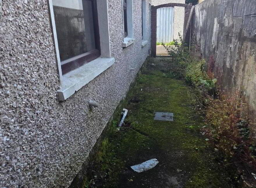 34 Saint Muredach's Terrace, Ballina, F26W2A8