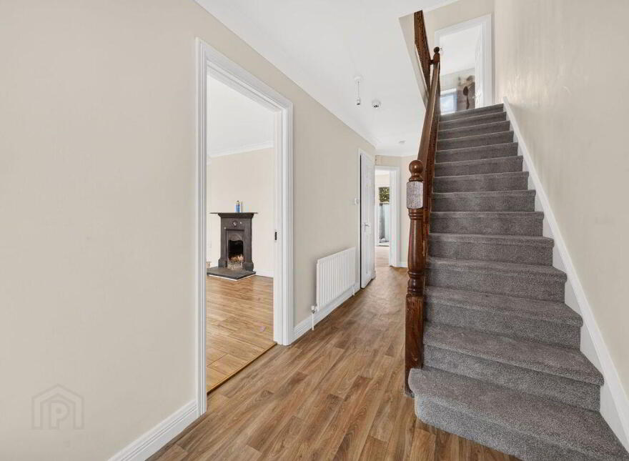 10 Castle Row, Ballina, F26H1F7