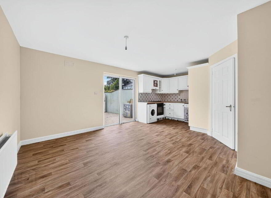 10 Castle Row, Ballina, F26H1F7