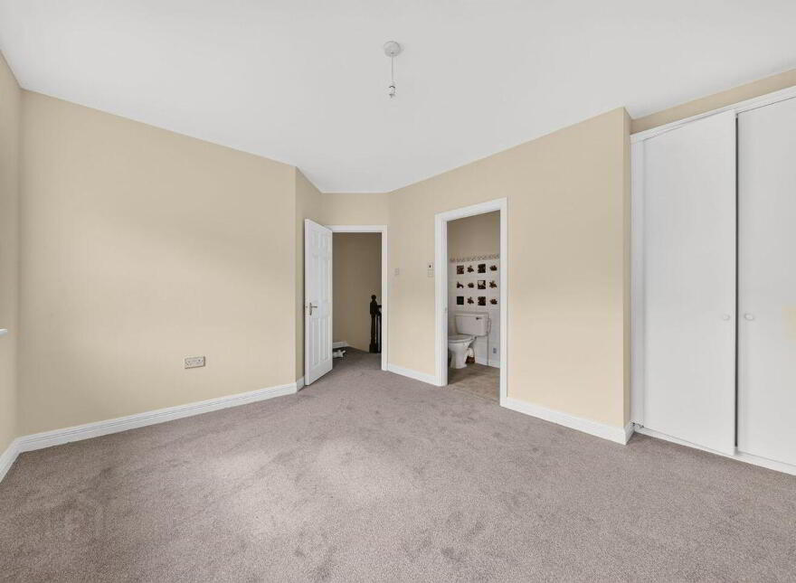 10 Castle Row, Ballina, F26H1F7