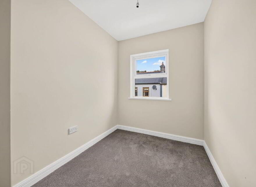 10 Castle Row, Ballina, F26H1F7