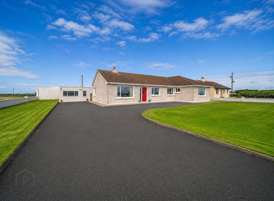 Elly, Clogher, Ballina, F26TP90