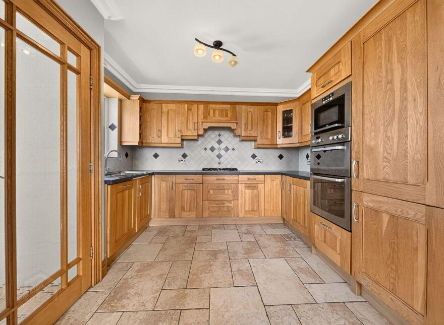 Elly, Clogher, Ballina, F26TP90