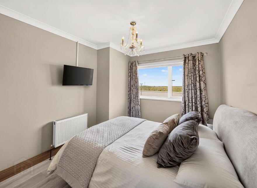 Elly, Clogher, Ballina, F26TP90