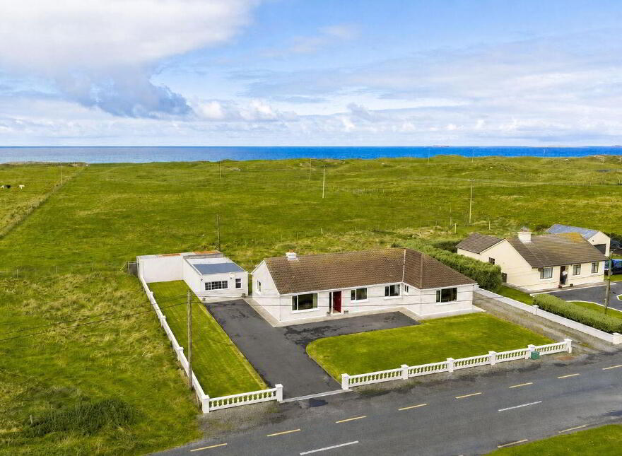 Elly, Clogher, Ballina, F26TP90