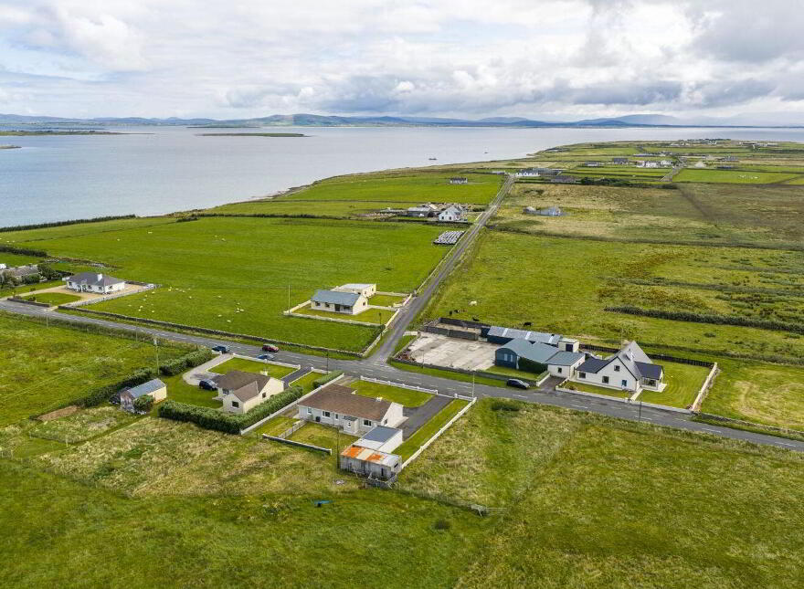 Elly, Clogher, Ballina, F26TP90