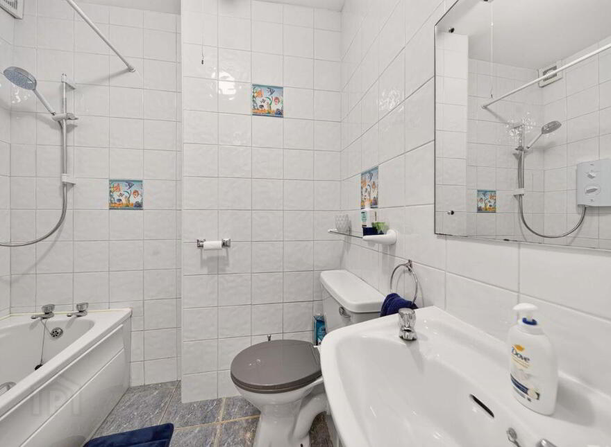 Apartment 11 The Marine Lighthouse Apartments Clif, Enniscrone, F26PR63