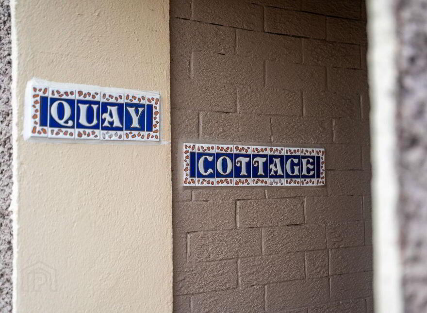 Quay Cottage, The Quay, Ballina, F26F75A