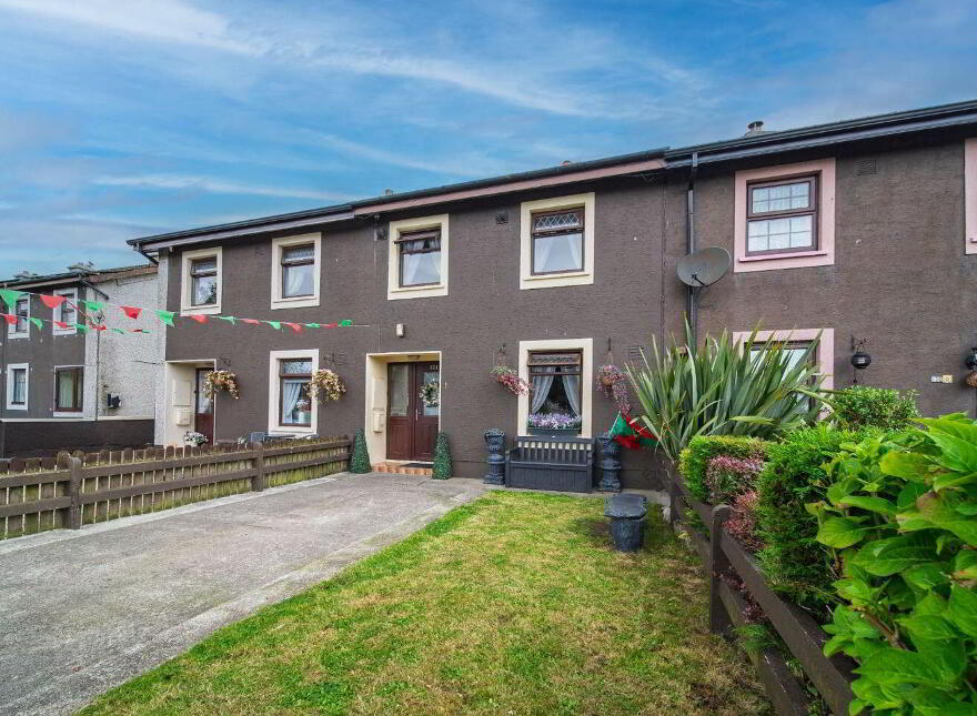 101 Greenhills Estate, Ballina, F26F8F7 photo