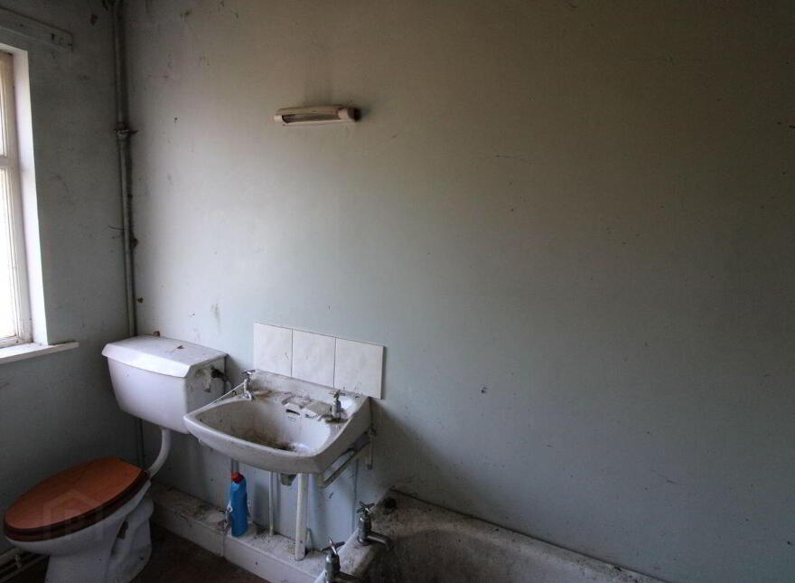Church Street, Crossmolina, F26DD59