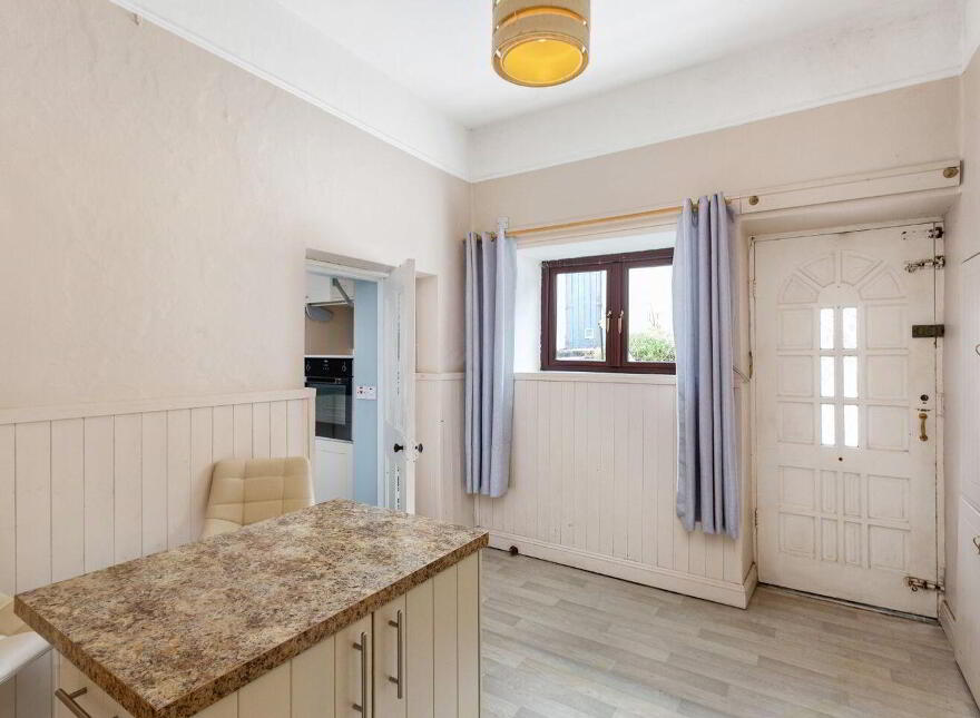 Main Street, Clonegal, Y21A8D5
