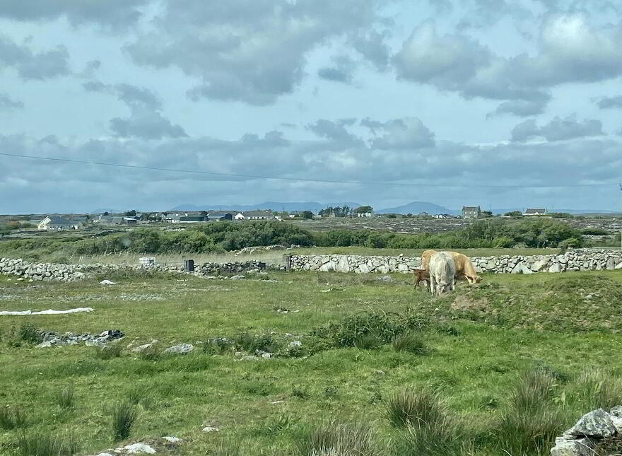 Cloghmore, Inverin